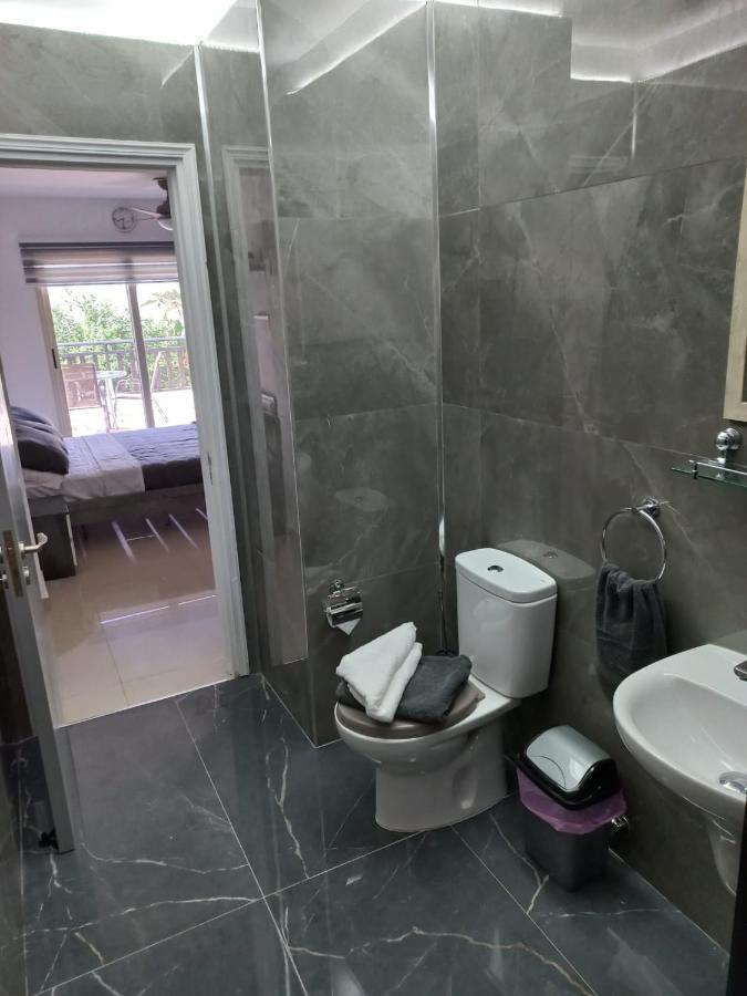 Modern Studio Apartment Armonia Court Paralimni Ngoại thất bức ảnh